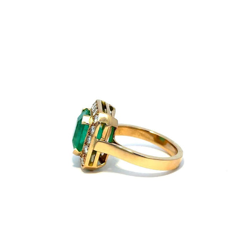Bague 58 Empress - Bague en or jaune avec émeraude et diamants 58 Facettes 50474