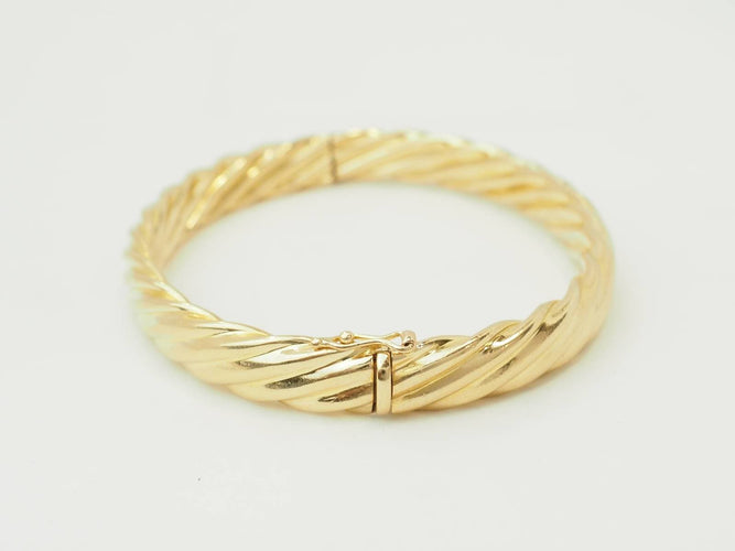 https://cdn.shopify.com/s/files/1/0750/3799/9372/files/P1010034JPG_6a32a64b0c64b0.70591655.jpg?v=1782204624