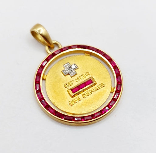 Pendentif Augis - Pendentif médaille d’amour en or 18K, diamant et rubis 58 Facettes A07500