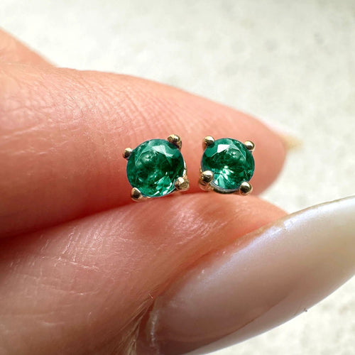 single-tulip-turquoise-tourmaline-earring-18k-gold-3 (1).jpg