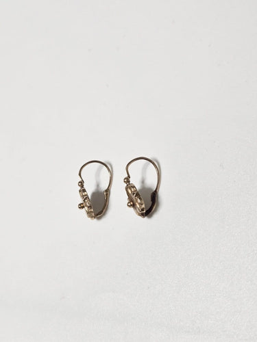 Boucles d'oreilles Boucles d’oreilles dormeuses anciennes en or jaune 58 Facettes Bo_02