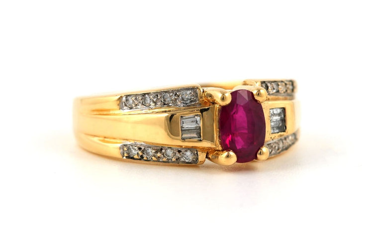 Bague 51 Bague contemporaine en or jaune, rubis et diamants 58 Facettes 23857