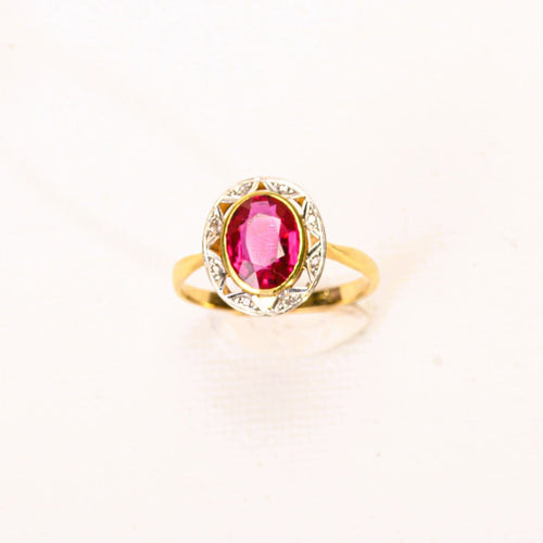 Antik entourage-ring med rubin og diamanter i gult guld_zoom.jpg