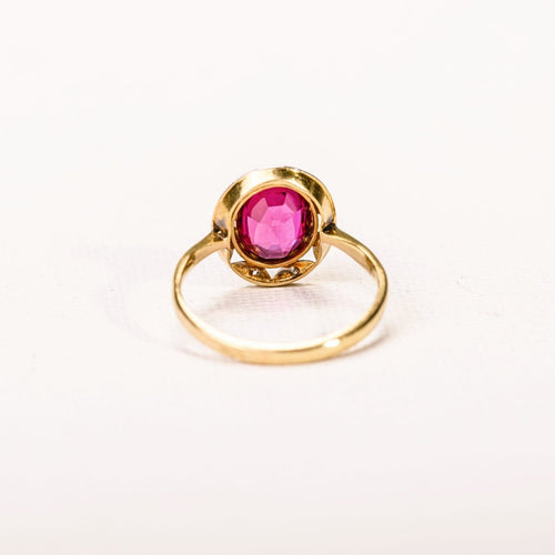 Antik entourage-ring med rubin og diamanter i gult guld_bagside.jpg