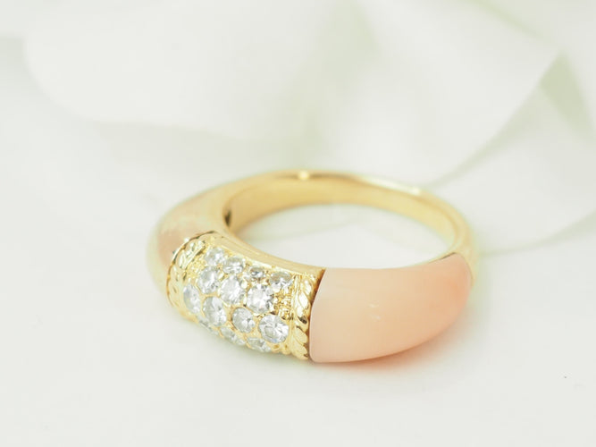 Bague 54 Van Cleef & Arpels Philippine - Bague en or jaune, diamants et corail 58 Facettes 33591