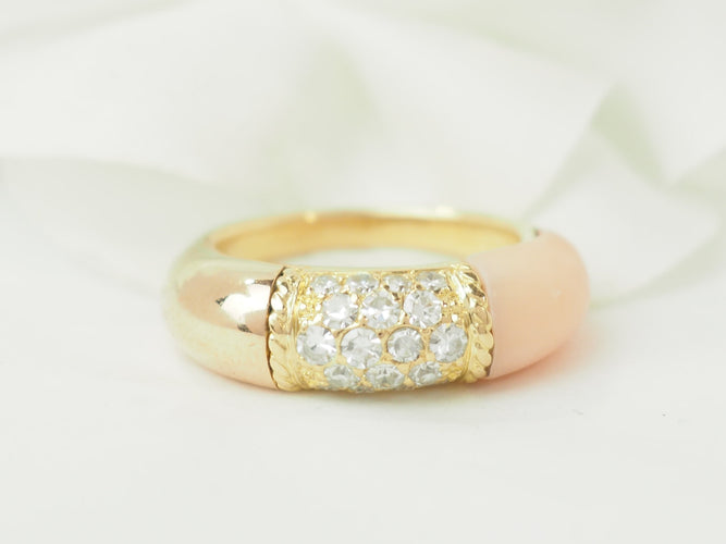 Bague 54 Van Cleef & Arpels Philippine - Bague en or jaune, diamants et corail 58 Facettes 33591