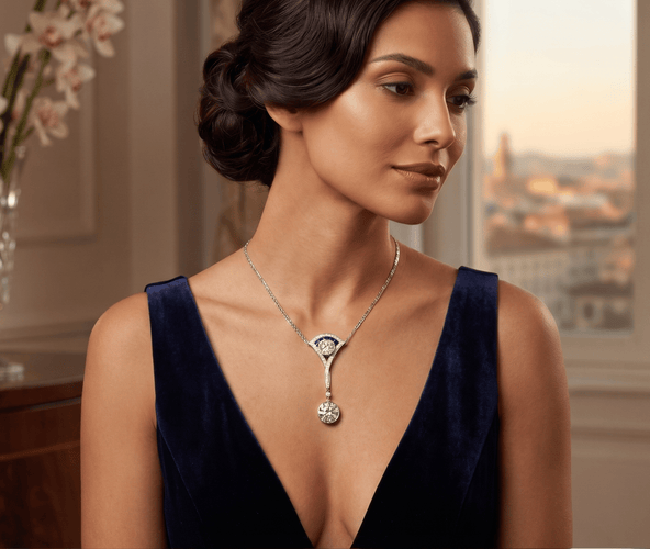 Collier Van Cleef & Arpels - Collier Négligée Art déco en platine, diamants et onyx 58 Facettes D17