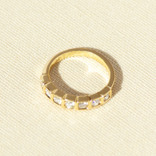 https://cdn.shopify.com/s/files/1/0442/6560/3235/files/halbmemory-ring-7-diamanten-585er-gelbgoldhoney-jewelry-5198927.jpg?v=1782517334