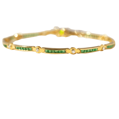 Bracelet Bracelet tennis en or jaune avec émeraudes et diamants 58 Facettes HJ250269
