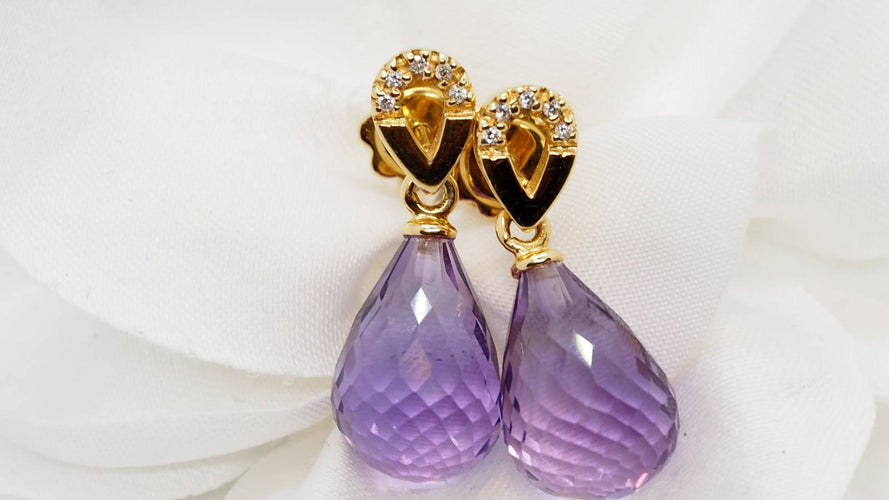 Boucles d'oreilles Boucles d’oreilles pendantes en or jaune, améthystes briolettes et diamants 58 Facettes 30346