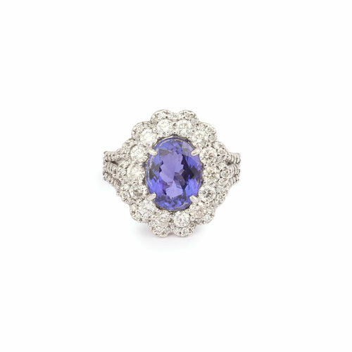 https://cdn.shopify.com/s/files/1/0647/1470/3075/files/BaguedeFiancailles-BaguePompadourTanzanite3.50CaratsDiamantsOrGris-JoailleriePairs-LesPierresdeJulie_1.jpg?v=1782377927