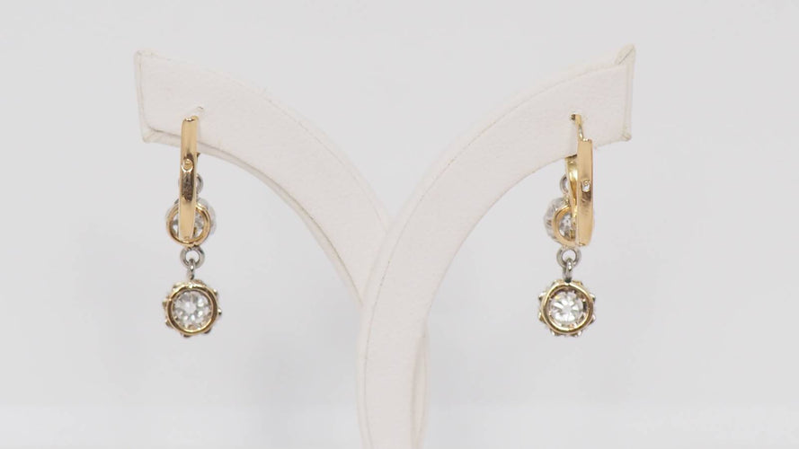 Boucles d'oreilles Boucles d'oreilles anciennes en or jaune et blanc et diamants 58 Facettes 30616