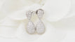Boucles d'oreilles Boucles d'oreilles pendantes en or blanc et diamants 58 Facettes 32102