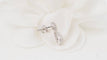 Boucles d'oreilles Boucles d'oreilles pendantes en or blanc et diamants 58 Facettes 32102