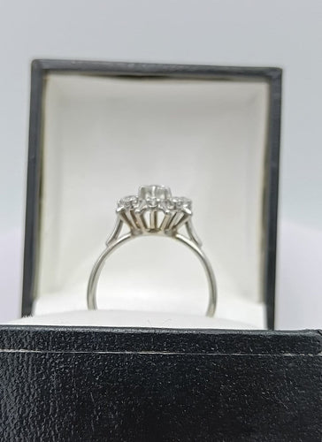 vintage-diamond-cluster-ring-10.jpg