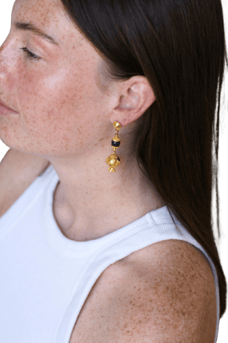 Boucles d'oreilles Boucles d'oreilles pendantes en or jaune et lapis-lazuli 58 Facettes