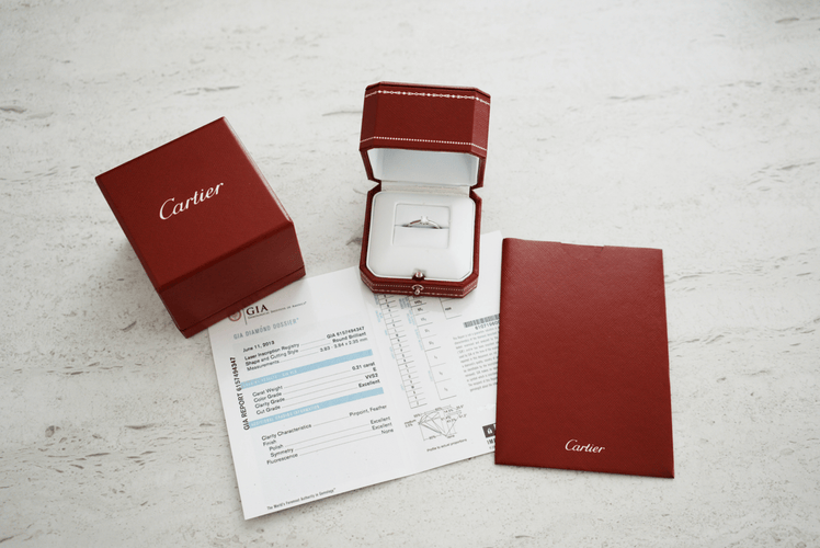 Bague 50 Cartier 1895 - Bague solitaire en platine et diamant 58 Facettes Cartier 021