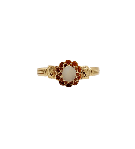 Bague 53.5 Bague victorienne en or 18K et dent de lait 58 Facettes A07459