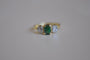 Bague 51 Bague ancienne en or 18K avec émeraude et diamants 58 Facettes
