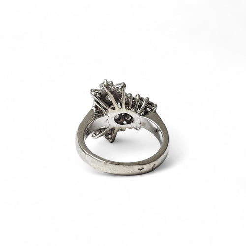 Bague 57 Bague fleurs en or gris et diamants 58 Facettes REF2531-302