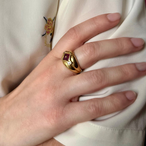 Bague 53 Bague croisillons en or jaune 18K rubis et diamants 58 Facettes REF2575-343