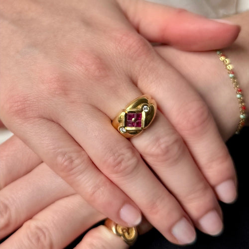 Bague 53 Bague croisillons en or jaune 18K rubis et diamants 58 Facettes REF2575-343