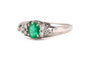 Bague 59 Bague contemporaine en or blanc 18 carats, émeraude et diamants 58 Facettes 23843