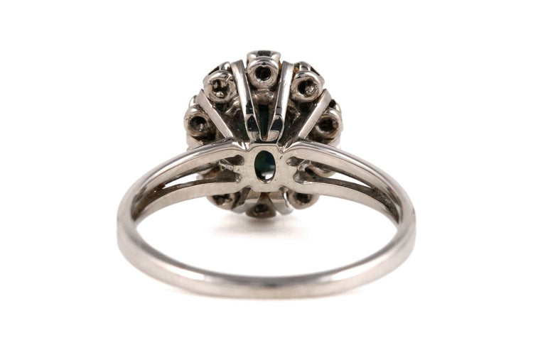 Bague 56 Années 70 - Bague en or blanc, saphir et diamants 58 Facettes 23844