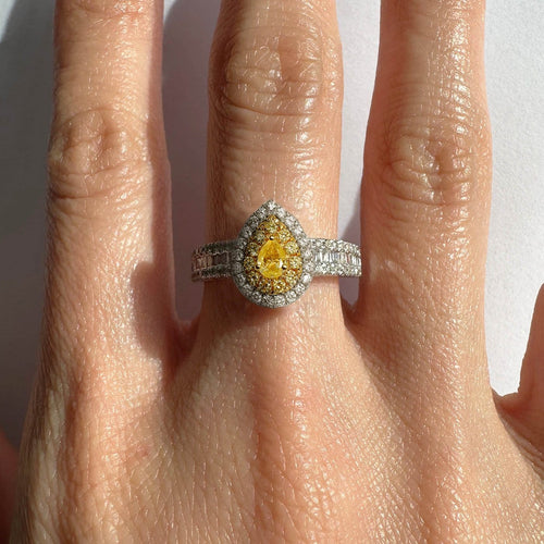 yellow-diamond-05ct-ring-18k-white-gold-2.jpg