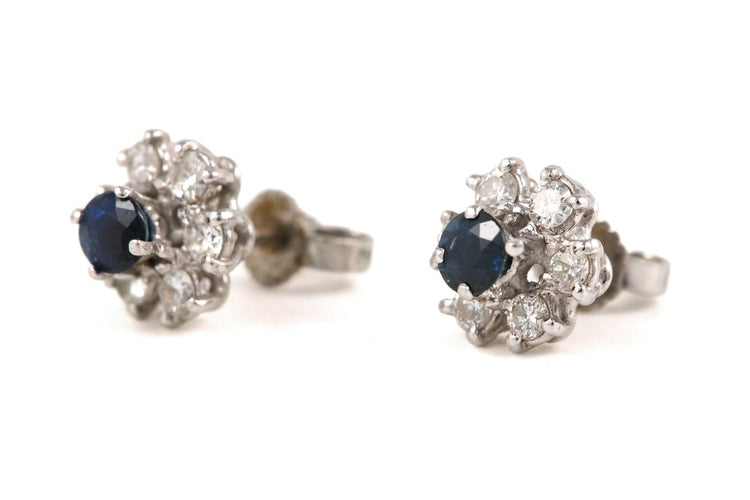 Boucles d'oreilles Boucles d'oreilles en or blanc, saphirs et diamants 58 Facettes B889
