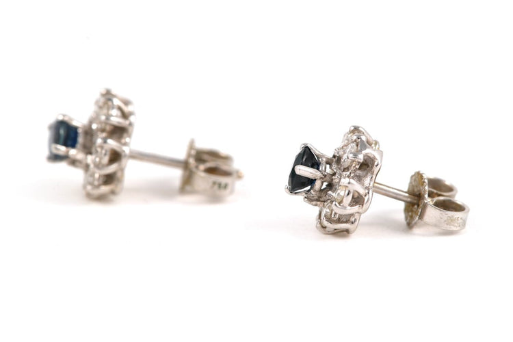 Boucles d'oreilles Boucles d'oreilles en or blanc, saphirs et diamants 58 Facettes B889