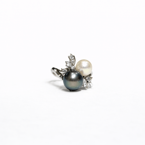 Bague 47 Bague bouquet de perles en or gris 18K et diamants 58 Facettes REF2573-340