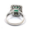 Bague 51 Bague en or blanc 18 ct, émeraude 3 ct et diamants 58 Facettes 449/26 D 241/26