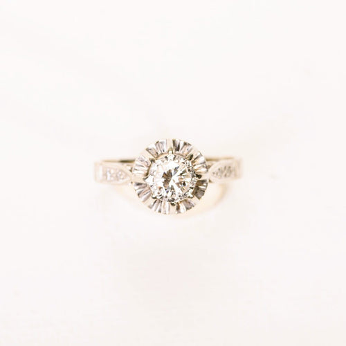 Antik ring Solitær med brolagt diamant i guld og pt_zoom diamant.jpg