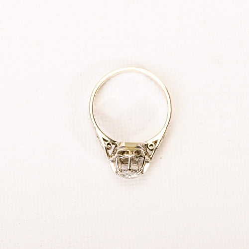 Antik ring Solitær med brolagt diamant i guld og platin_volumen.jpg