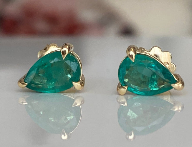 Boucles d'oreilles ALGT - Boucles d'oreilles en or jaune et émeraudes 58 Facettes earrings