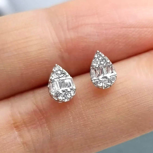 20ct-pear-shape-diamond-earrings-18k-white-gold-3 (1).jpg
