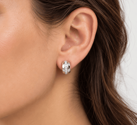 Boucles d'oreilles Créoles en or blanc 18 kt et diamants 58 Facettes 33349