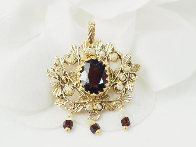 Pendentif Pendentif ancien Napoléon III en or jaune, grenat et perles fines 58 Facettes 29387