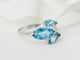 Bague 55 Bague en or blanc 18 ct avec topazes bleues 58 Facettes 33498