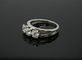 Bague 55 Bague trilogy en or blanc avec diamants 58 Facettes
