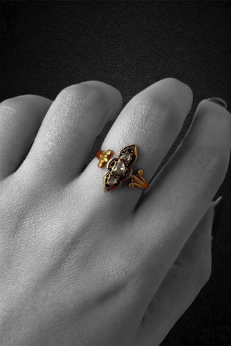 Bague Anello victorien - Bague en or jaune 14K, émail noir et diamants 58 Facettes