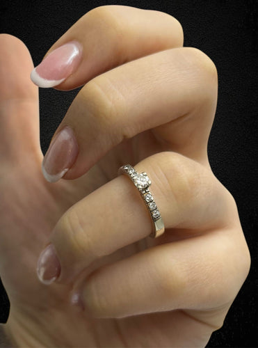 Bague 54 Biandrate Gioielli - Bague en or blanc 18 carats et diamants 58 Facettes