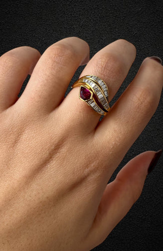 Bague 58 Bague serpent - Rubis poire et diamants en or jaune 18K 58 Facettes