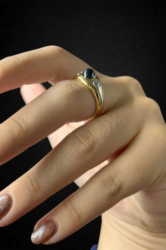 Bague 56 Bague - zaffiro cabochon et diamants en or jaune 58 Facettes