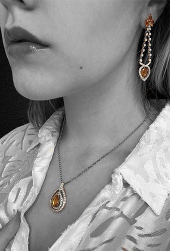 Collier Collier - Pendentif en topazes et diamants 58 Facettes