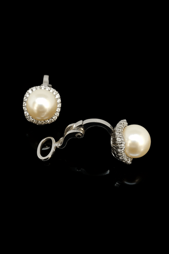 Boucles d'oreilles Orecchini - Perle naturelles et diamants en or blanc 58 Facettes
