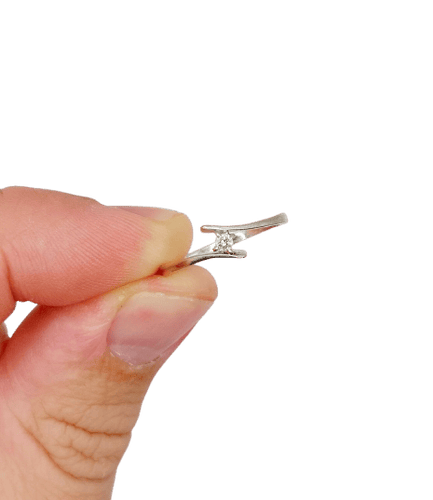 Vintage Solitaire ring in 18k white gold and diamond 
