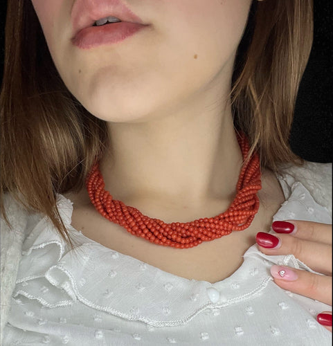 Collier Collana en corail multifilaire 58 Facettes