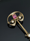Pendentif Pendentif - Pendentif-spilla Art Nouveau en rubis et diamants 58 Facettes